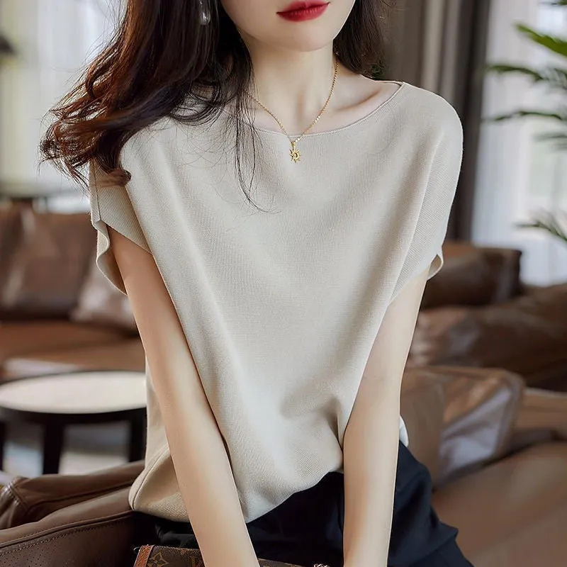 Bat Thin Pullover Top