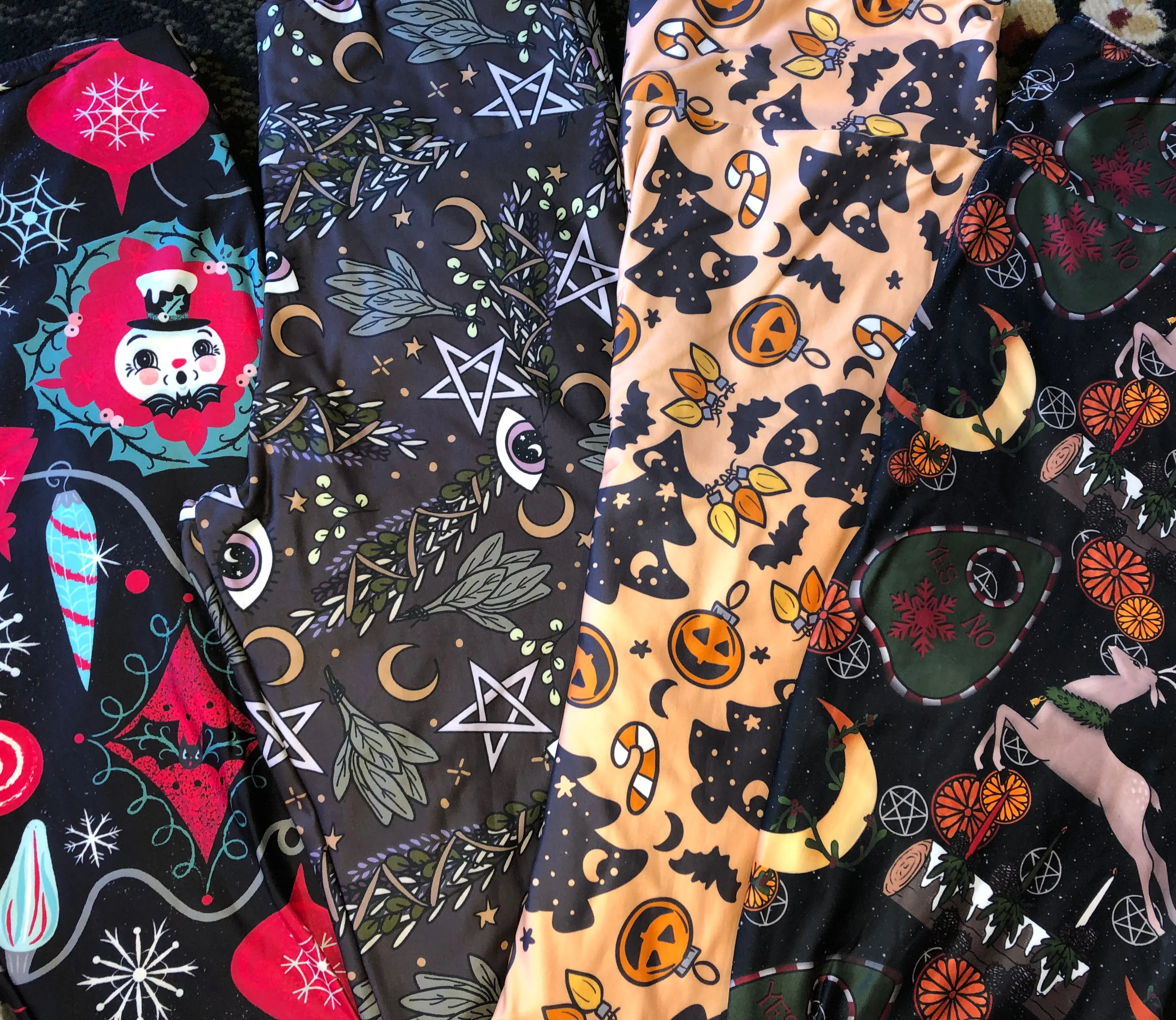 Holiday Leggings - Spooky Hallowmas