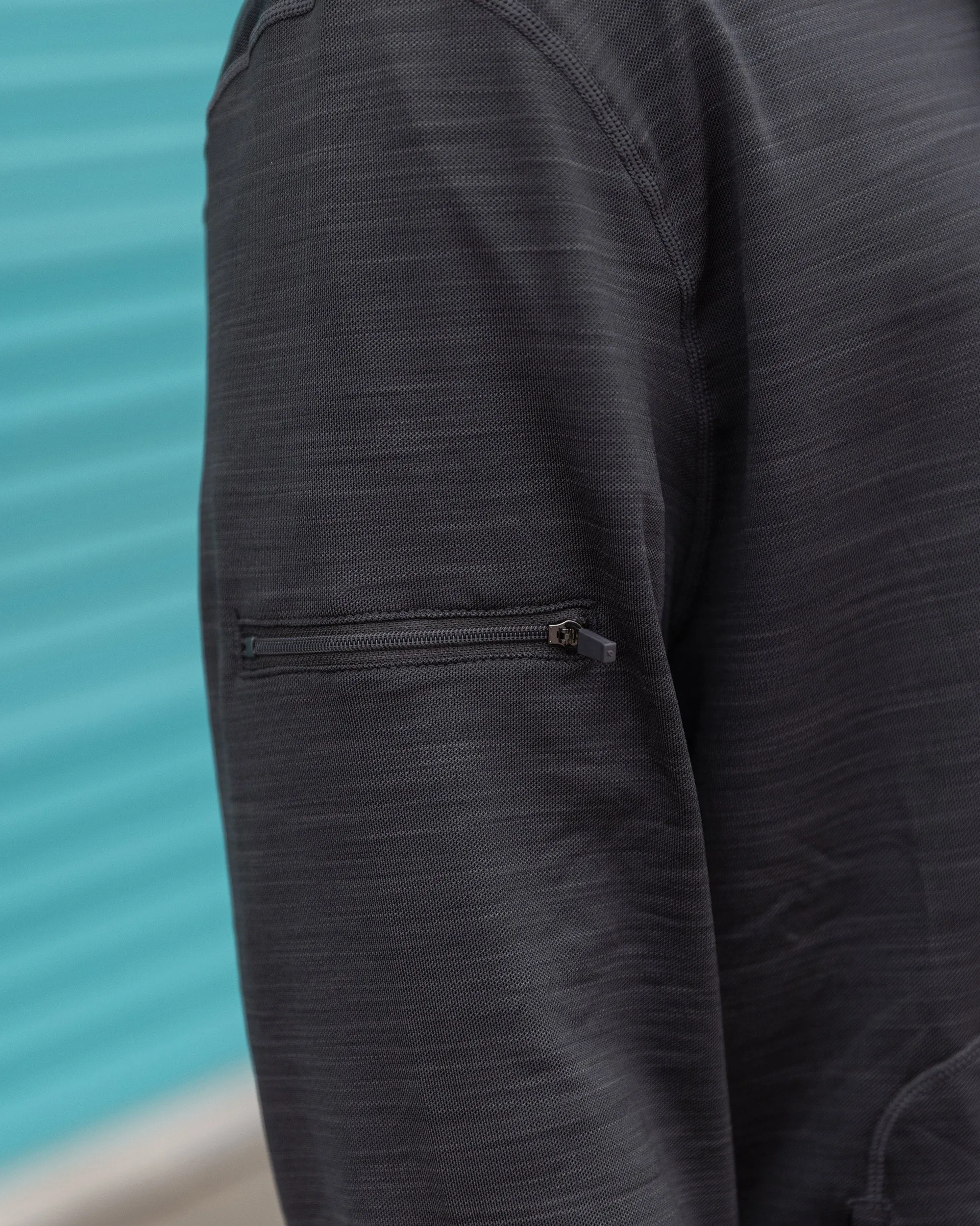Men's Helm Hybrid Hoodie - Charcoal