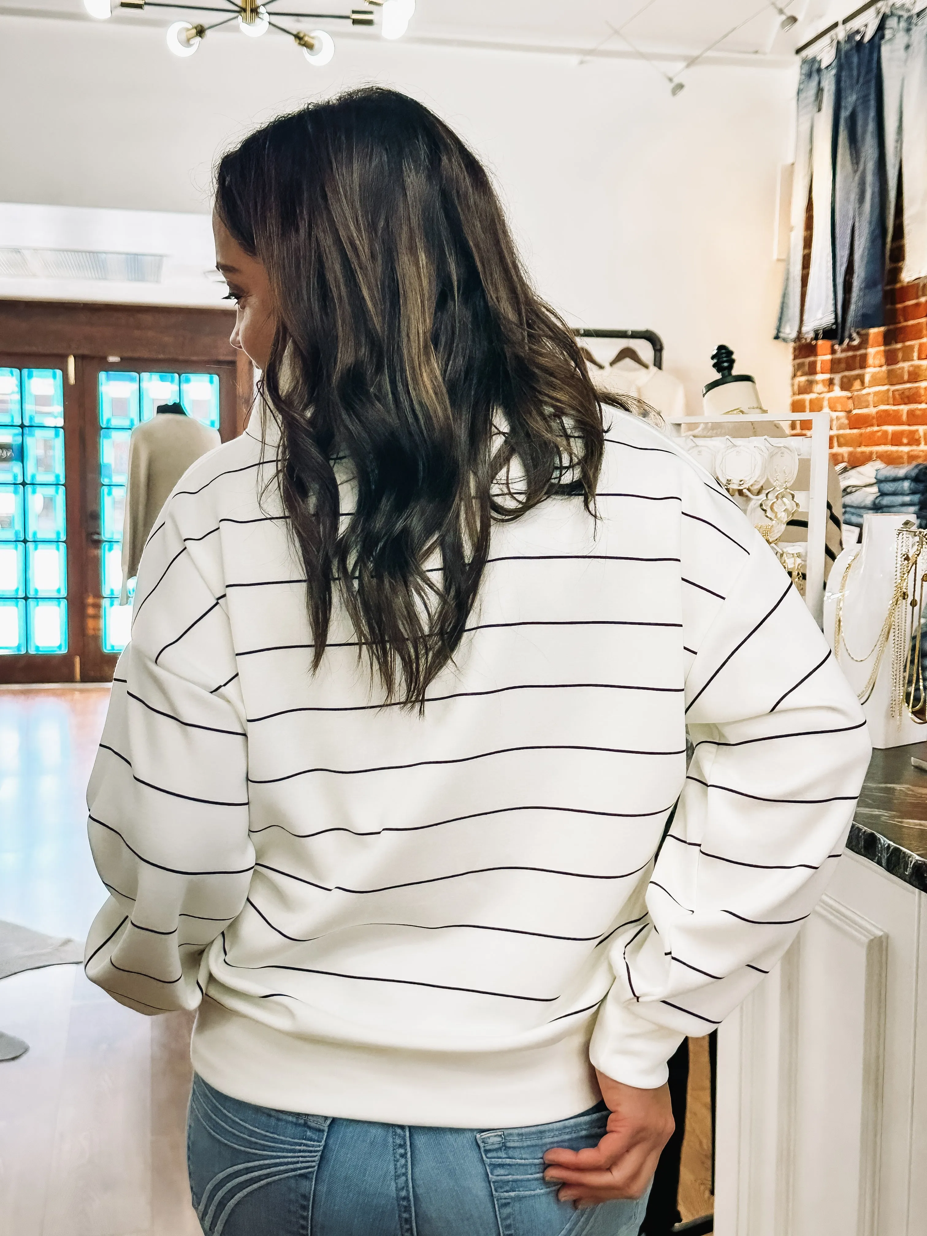 Scuba V-Neck Pullover
